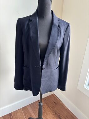 Classic Navy Single-Button Women's Blazer
